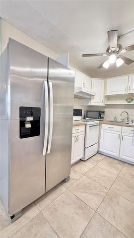 22 SE 3rd Terrace 3, Dania Beach, FL 33004