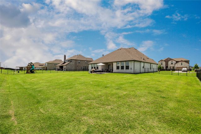 1430 Shaker Hills Road, Gunter, TX 75058