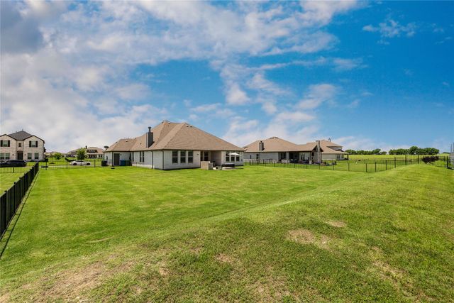 1430 Shaker Hills Road, Gunter, TX 75058