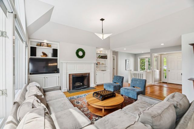 43 Berrill Farms Lane, Hanover, NH 03755
