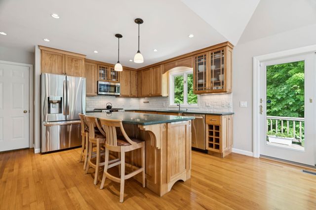 43 Berrill Farms Lane, Hanover, NH 03755