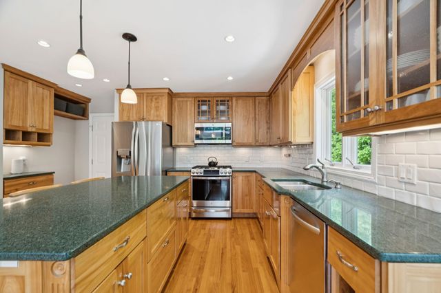 43 Berrill Farms Lane, Hanover, NH 03755