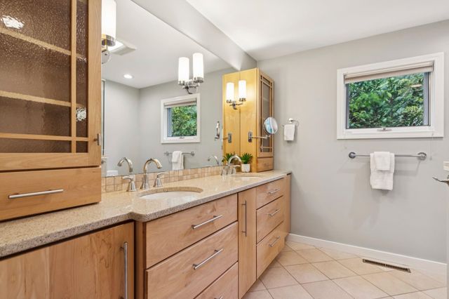 43 Berrill Farms Lane, Hanover, NH 03755
