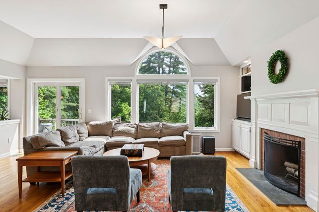 43 Berrill Farms Lane, Hanover, NH 03755