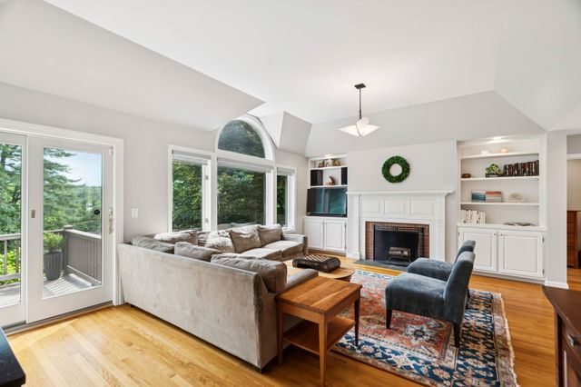 43 Berrill Farms Lane, Hanover, NH 03755