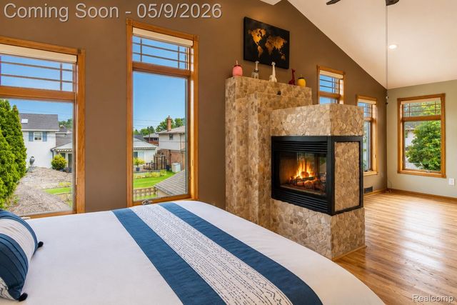 22501 Maple Street, St. Clair Shores, MI 48081