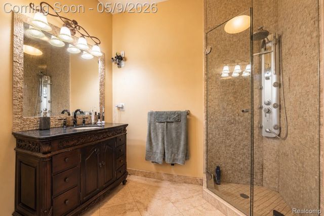 22501 Maple Street, St. Clair Shores, MI 48081