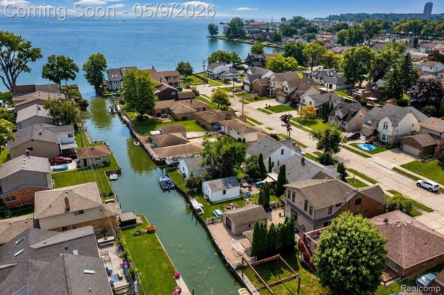 22501 Maple Street, St. Clair Shores, MI 48081