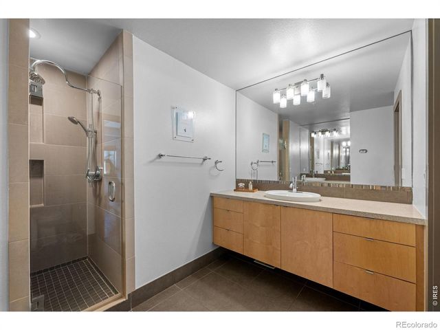 2900 Wyandot Street 302, Denver, CO 80211