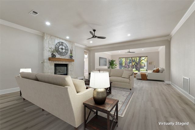 615 W Aurora Vista Trail, Aurora, TX 76078