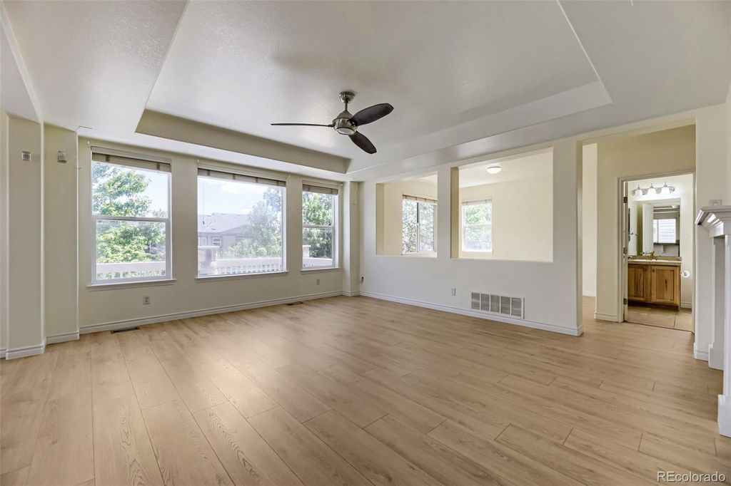 Image 21 of property listing at 4900 Bluegate Drive, Highlands Ranch, CO 80130