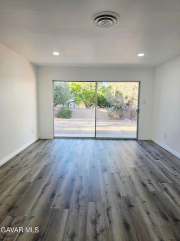 7167 Columbia Way, Lancaster, CA 93536