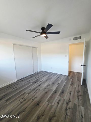 7167 Columbia Way, Lancaster, CA 93536