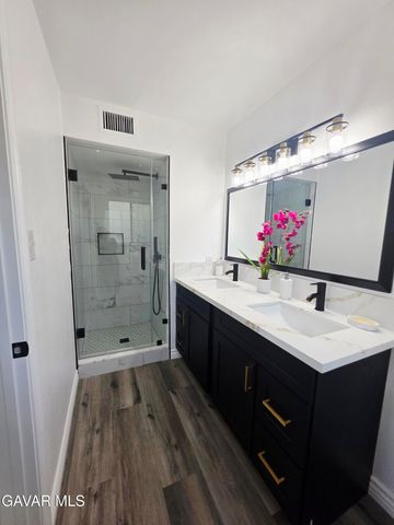 7167 Columbia Way, Lancaster, CA 93536