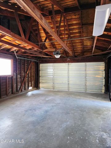 7167 Columbia Way, Lancaster, CA 93536