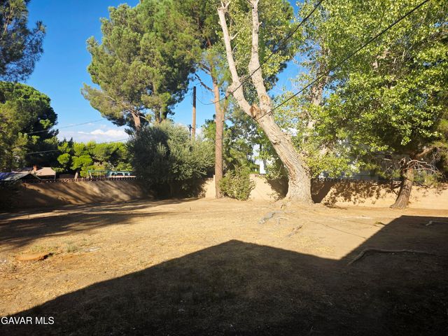 7167 Columbia Way, Lancaster, CA 93536