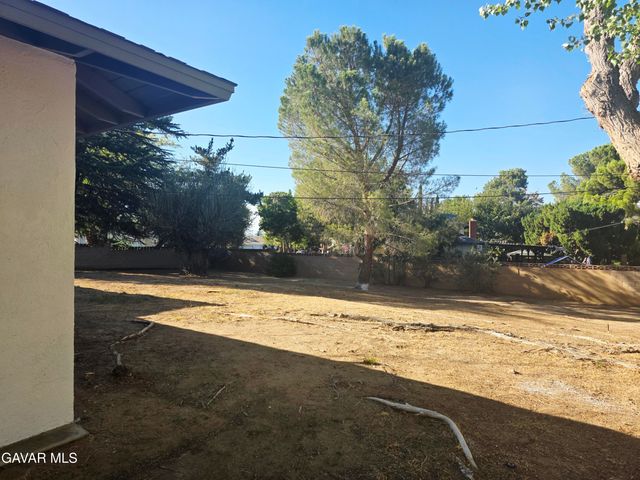 7167 Columbia Way, Lancaster, CA 93536