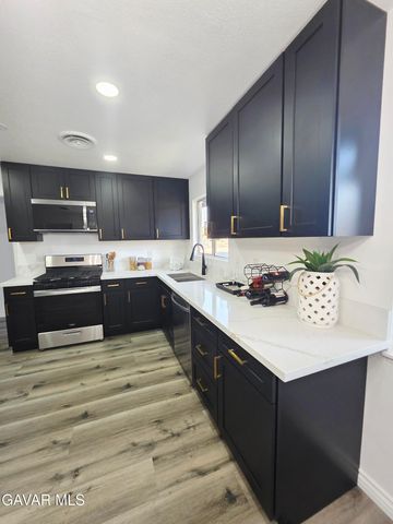 7167 Columbia Way, Lancaster, CA 93536