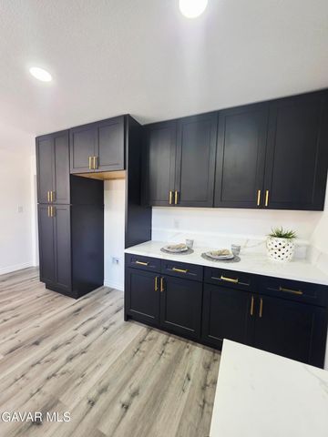 7167 Columbia Way, Lancaster, CA 93536