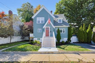 49 Katherine Rd, Stoneham, MA 02180