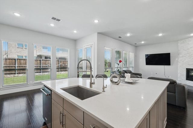 2801 Rosewood Way, Northlake, TX 76226