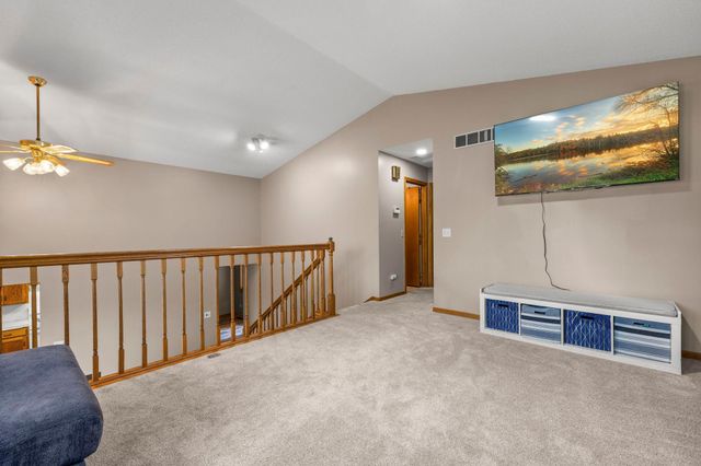 1286 Emerald Lane, Shakopee, MN 55379