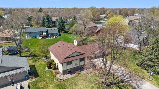 1286 Emerald Lane, Shakopee, MN 55379