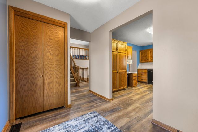1286 Emerald Lane, Shakopee, MN 55379