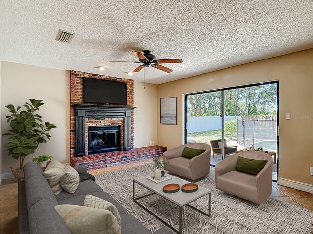 5001 MELROW COURT, Tampa, FL 33624