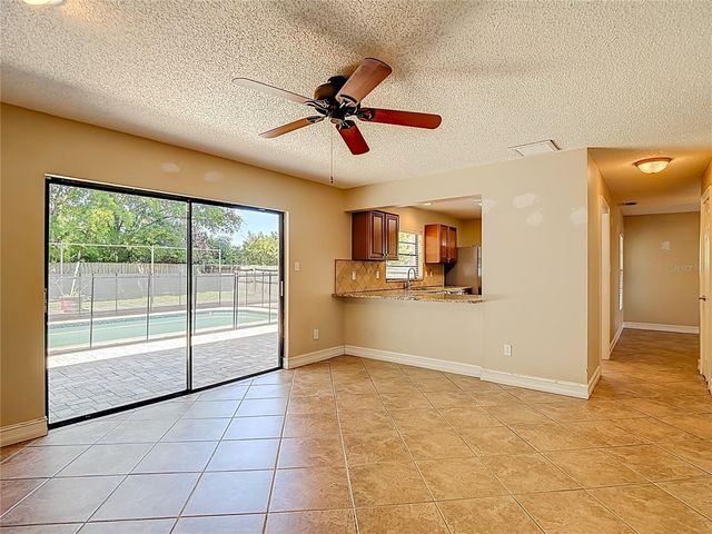 5001 MELROW COURT, Tampa, FL 33624