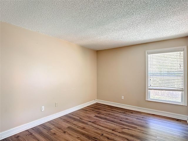 5001 MELROW COURT, Tampa, FL 33624