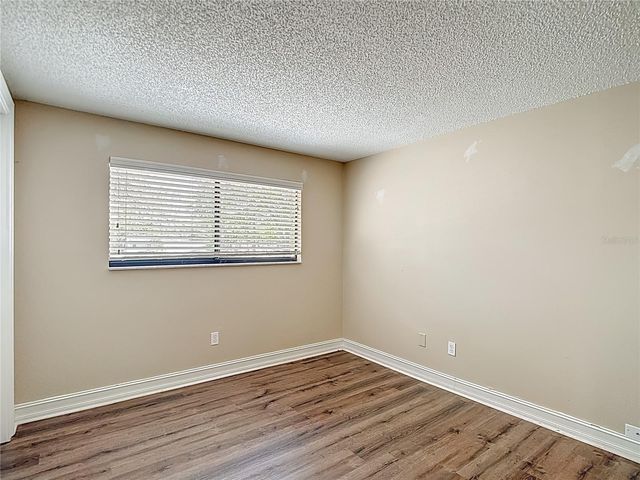 5001 MELROW COURT, Tampa, FL 33624