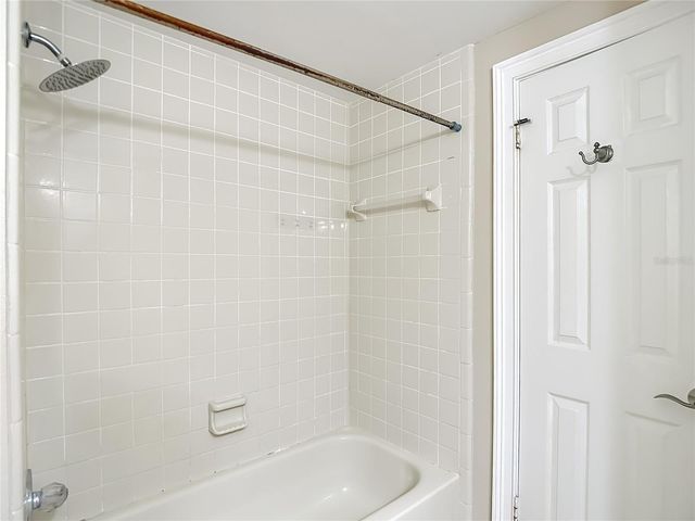 5001 MELROW COURT, Tampa, FL 33624