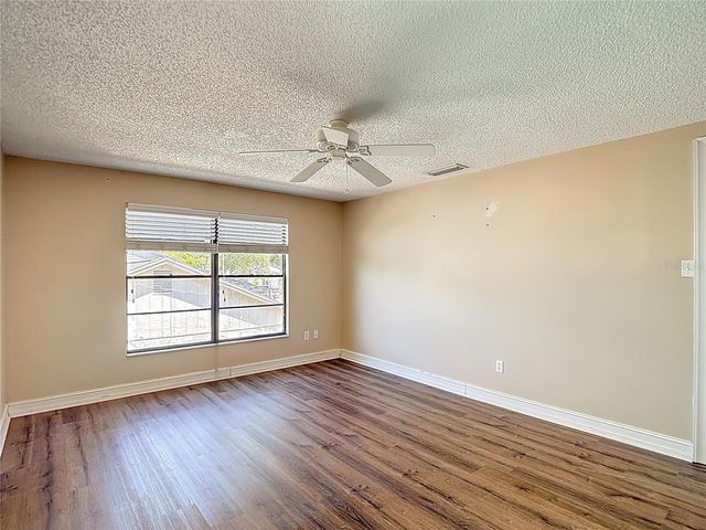 5001 MELROW COURT, Tampa, FL 33624