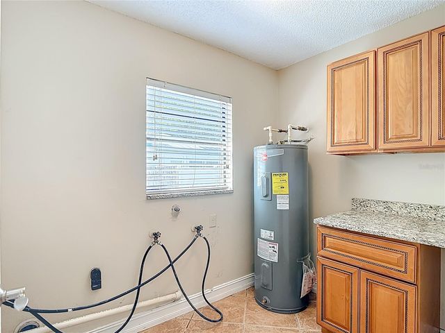 5001 MELROW COURT, Tampa, FL 33624