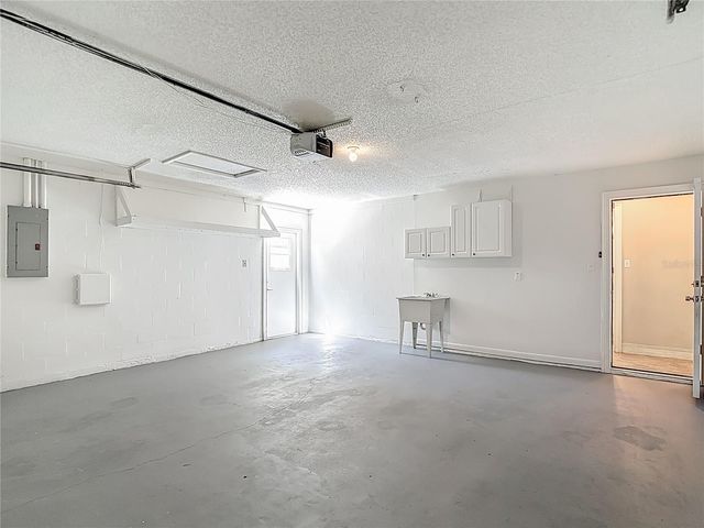 5001 MELROW COURT, Tampa, FL 33624