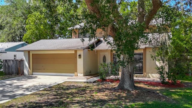 5001 MELROW COURT, Tampa, FL 33624