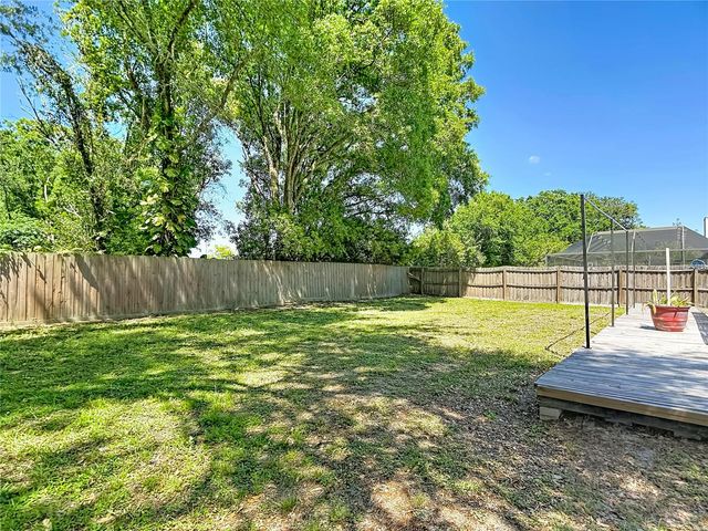 5001 MELROW COURT, Tampa, FL 33624