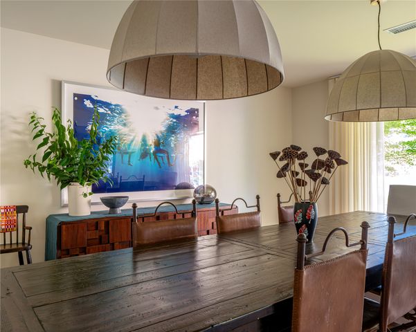 906 Leatrice Drive, Dallas, TX 75208