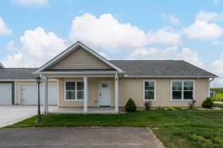 104 Cumberland Meadows Circle, Hebron, OH 43025