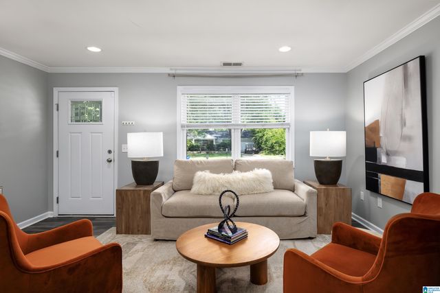 619 STRATHMORE ROAD, Birmingham, AL 35213