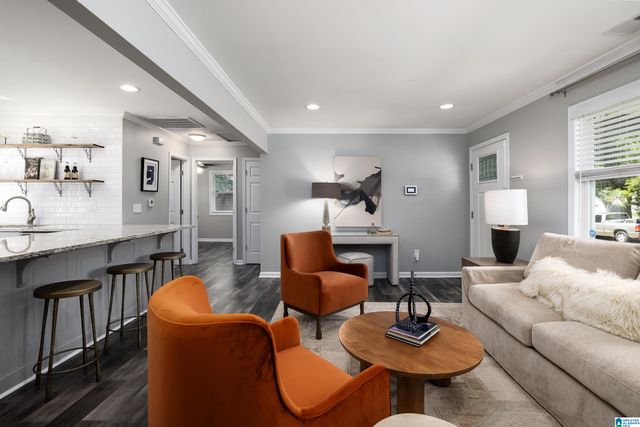 619 STRATHMORE ROAD, Birmingham, AL 35213
