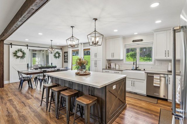 1979 Yelk Drive, Marshall, WI 53559