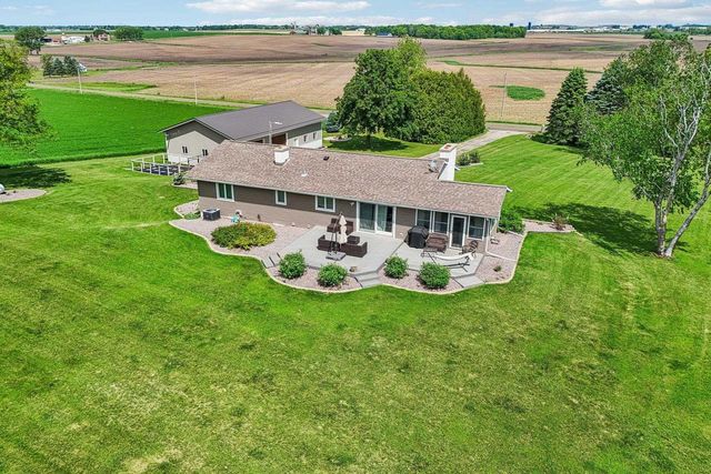 1979 Yelk Drive, Marshall, WI 53559
