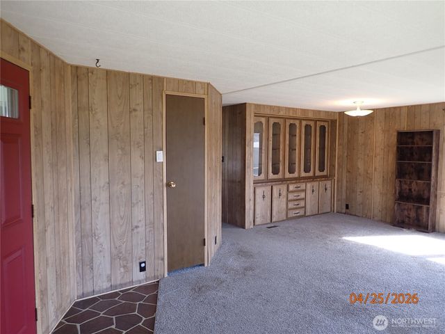 9217 183rd Avenue SW, Rochester, WA 98579