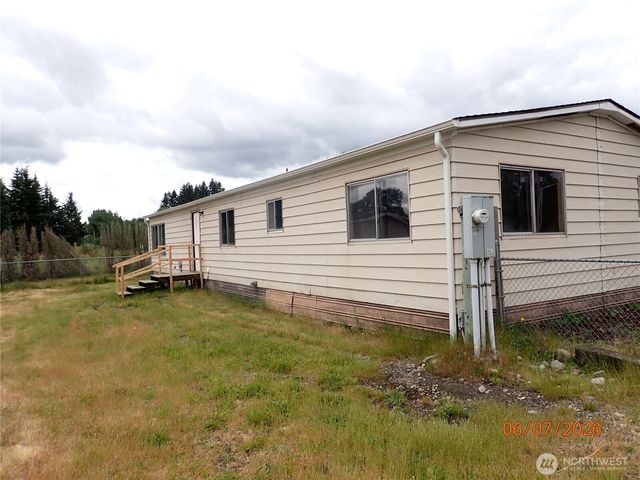 9217 183rd Avenue SW, Rochester, WA 98579