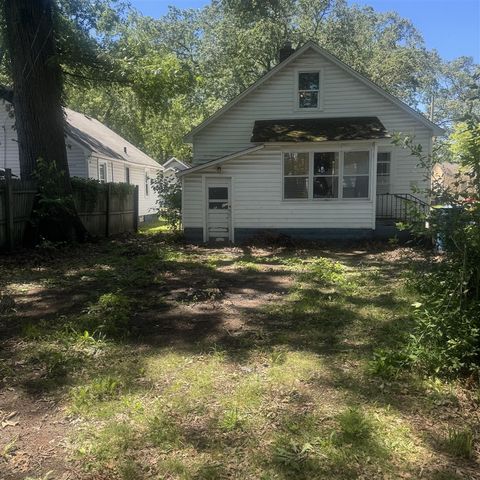 768 Hill Avenue, Muskegon, MI 49442