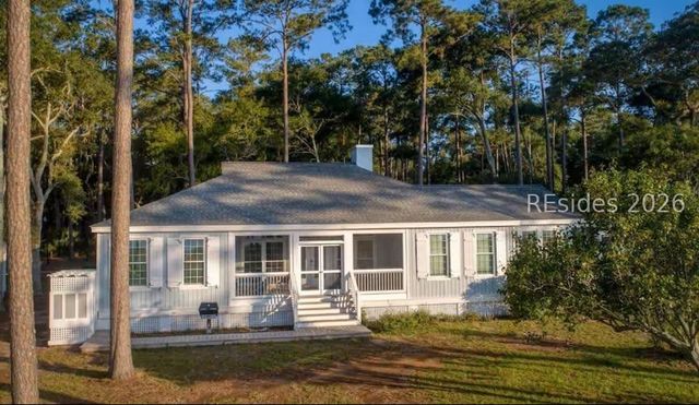 84 Ave of Oaks, Daufuskie Island, SC 29915