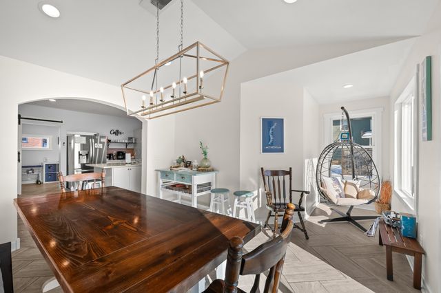 624 Erie Street, South Haven City, MI 49090