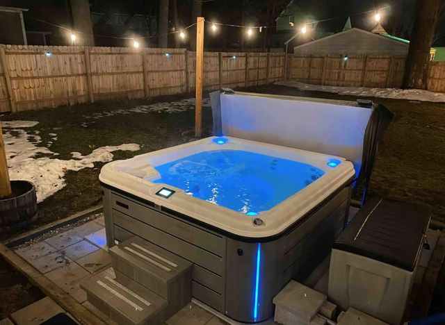 624 Erie Street, South Haven City, MI 49090